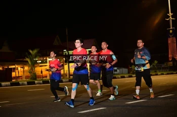 Runner Photo 3495971