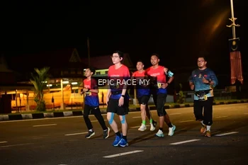 Runner Photo 3495974