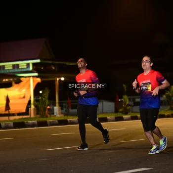 Runner Photo 3496073