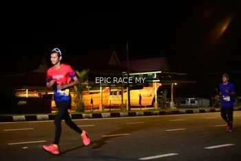 Runner Photo 3496105