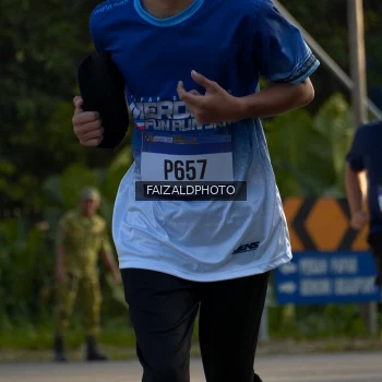 Runner Photo 3496157