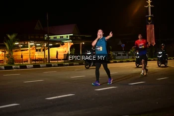 Runner Photo 3496256