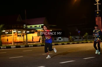 Runner Photo 3496369