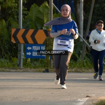 Runner Photo 3496372