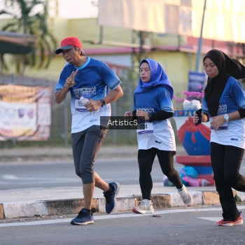 Runner Photo 3496379