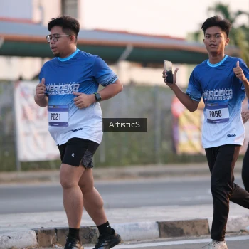 Runner Photo 3496391