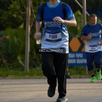 Runner Photo 3496412