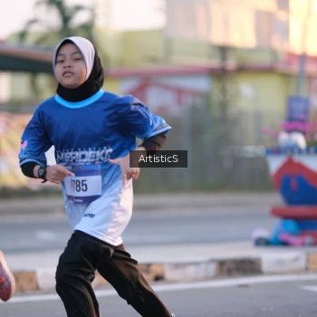 Runner Photo 3496538