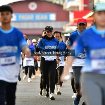 Runner Photo 3496668