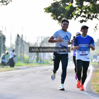 Runner Photo 3496669