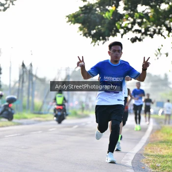 Runner Photo 3496736