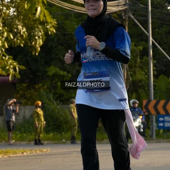 Runner Photo 3496753