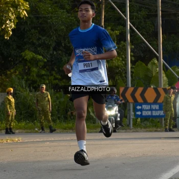 Runner Photo 3496773