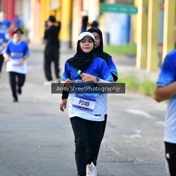 Runner Photo 3496776