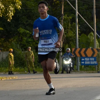 Runner Photo 3496784
