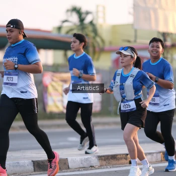 Runner Photo 3496794
