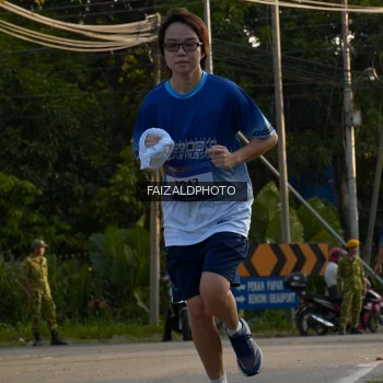Runner Photo 3496829