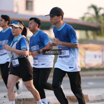 Runner Photo 3496872