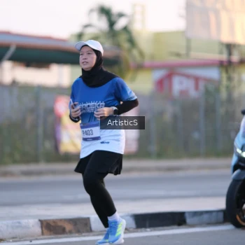 Runner Photo 3496883