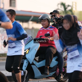 Runner Photo 3496900