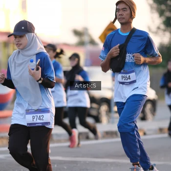 Runner Photo 3496976