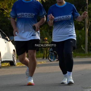 Runner Photo 3496977