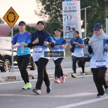 Runner Photo 3496995