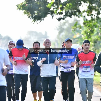 Runner Photo 3497079