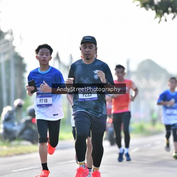 Runner Photo 3497129
