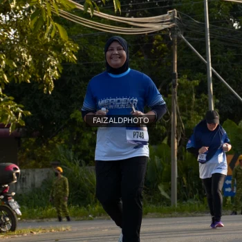 Runner Photo 3497155