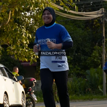 Runner Photo 3497169