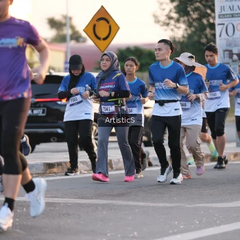 Runner Photo 3497219
