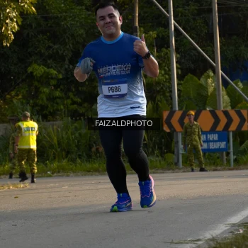 Runner Photo 3497253