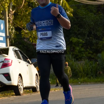 Runner Photo 3497273