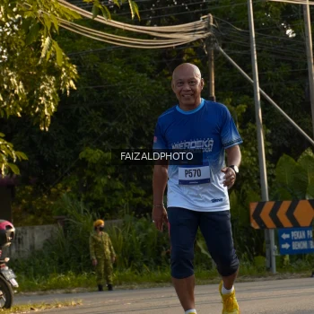 Runner Photo 3497275
