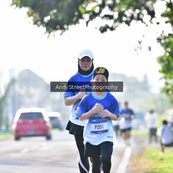 Runner Photo 3497417