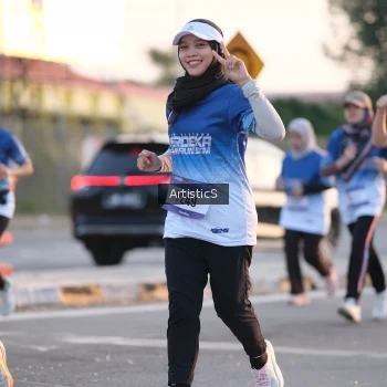 Runner Photo 3497573