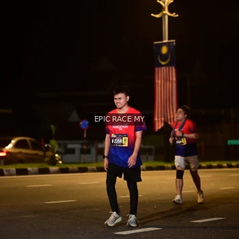 Runner Photo 3497599