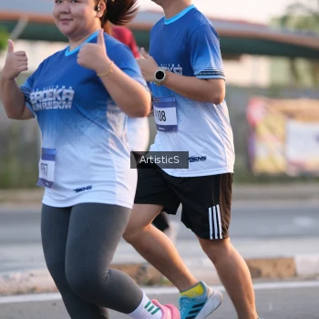 Runner Photo 3497656