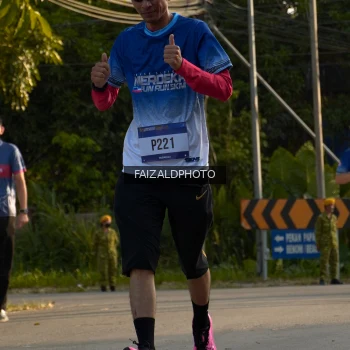 Runner Photo 3497794