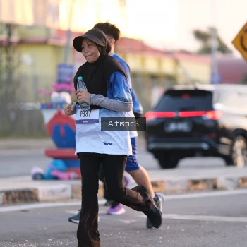 Runner Photo 3497802