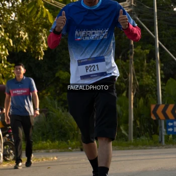 Runner Photo 3497809