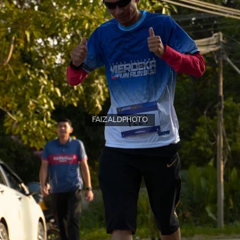 Runner Photo 3497825