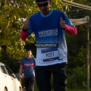 Runner Photo 3497837