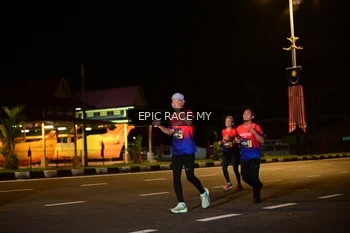 Runner Photo 3497884