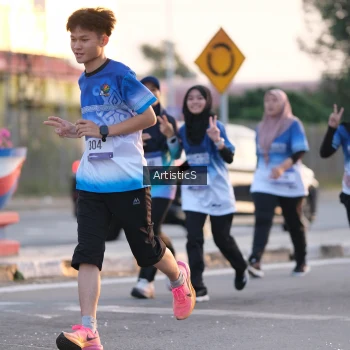 Runner Photo 3497906