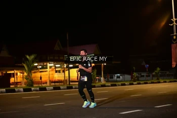 Runner Photo 3498022