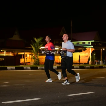 Runner Photo 3498076