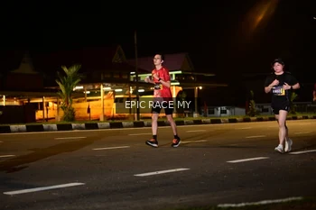 Runner Photo 3498096