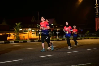 Runner Photo 3498115